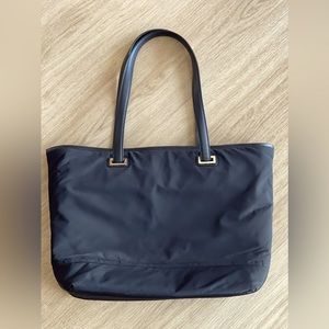 Lo & Sons Black Séville Nylon Laptop Shoulder Bag (13”)